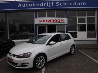 Volkswagen Golf 1.4 TSI BUSINESS EDITION R CONNECTED