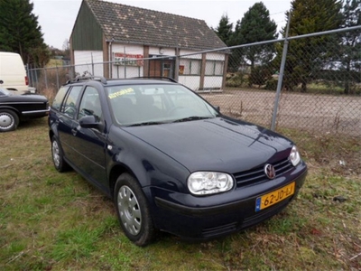 Volkswagen Golf 1.6 Comfortline AUTOMAAT (bj 2002)