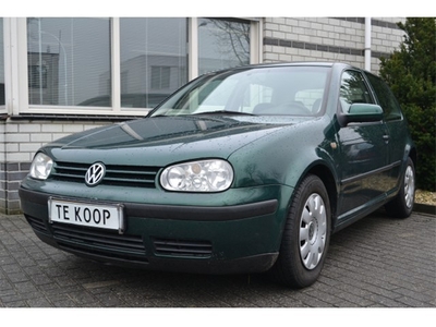 Volkswagen Golf 1.6 COMFORTLINE (bj 1999)