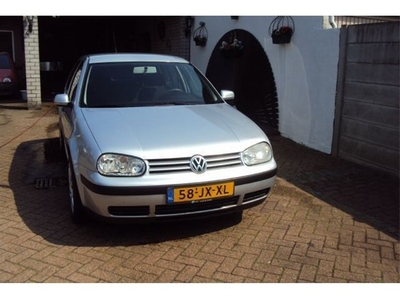 Volkswagen Golf 1.6 high (bj 2002)