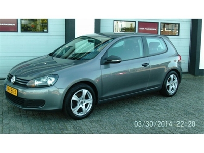 Volkswagen Golf 1.6 TDI Trendline BlueMotion (bj 2009)