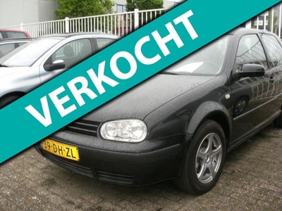 Volkswagen Golf 1.6 Trendline