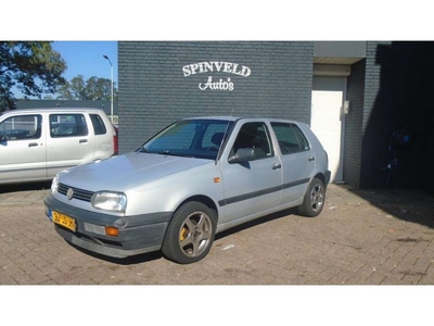 Volkswagen Golf 1.8 GL