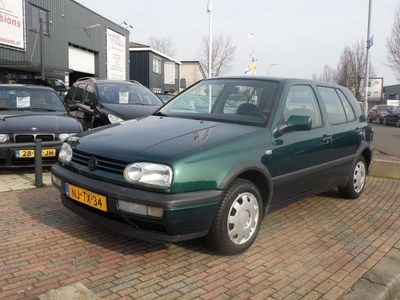 Volkswagen Golf 1.8 GL 66 kw 90 pk inruil mogelijk