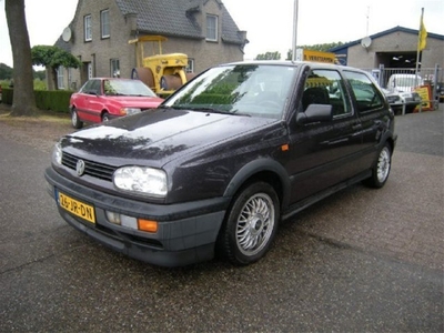 Volkswagen Golf 1.8 GT (bj 1992)