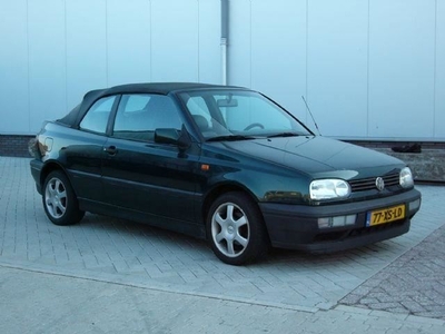 Volkswagen Golf 1.8 leer lm velgen