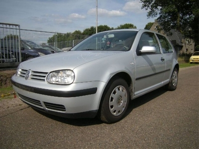 Volkswagen Golf 1.9 SDI MET OA AIRCO (bj 2000)