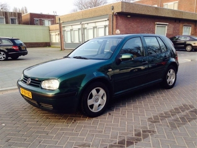 Volkswagen Golf 1.9 tdi 66kw 5 deurs Airco (bj 1998)