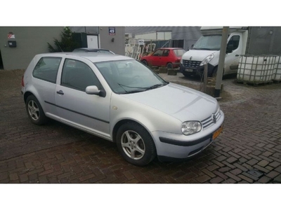 Volkswagen Golf 1.9 TDI Comfortline (bj 2000)