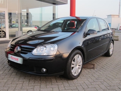 Volkswagen Golf 2.0 FSI 5-Drs. Cruise / LMV / Comfortline