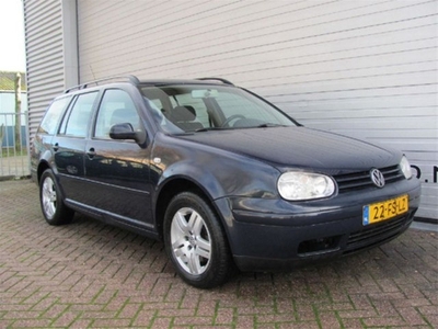 Volkswagen Golf 2.0 Highline Clima/ LMV/ Cruise Control