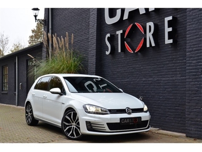 Volkswagen Golf 2.0 TDI GTD DSG / DDC / Xenon / Keyless