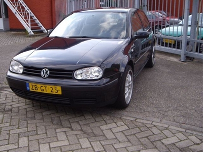 Volkswagen Golf 4 1.6 74KW (bj 1999)