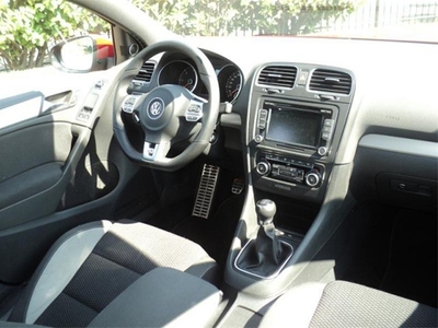 Volkswagen Golf 6 Tdi 105pk 5drs R-line interieur