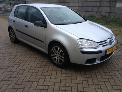 Volkswagen Golf bluemotion 1.9 TDI 77KW (bj 2008)