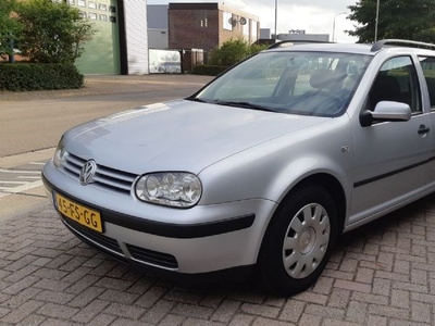 Volkswagen Golf Variant 1.6-16V Master Edition (2000)