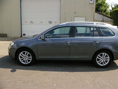 Volkswagen Golf Variant 1.6 TDI Highline BlueMotion Clima