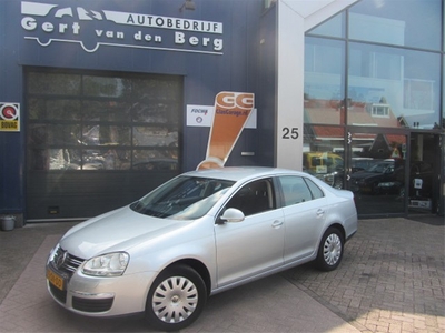 Volkswagen Jetta 1.6 Comfortline (bj 2006)