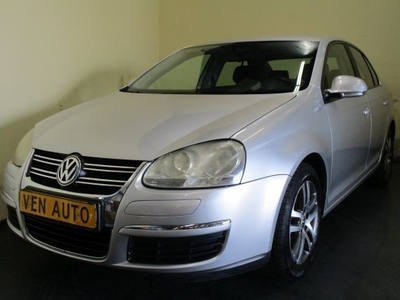 Volkswagen Jetta 1.6 Trendline Airco (2005)