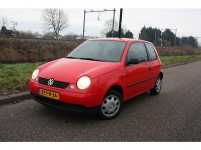 Volkswagen Lupo 1.4-16V Trendline / Stuurbekr / APK / Nette