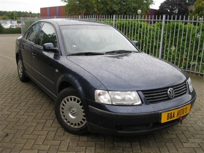 Volkswagen Passat 1.8 5v bj;98 Zeer Netjes!! (bj 1998)