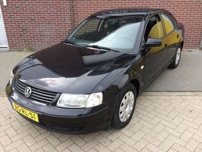 Volkswagen Passat 1.9 TDI VERKOCHT.