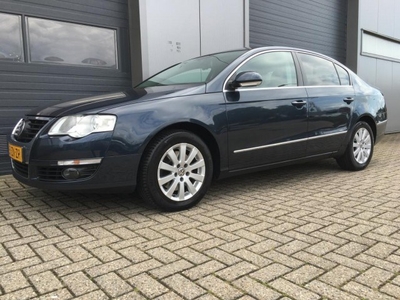 Volkswagen Passat 2.0 TDI 2008 Airco APK 140 PK 6 Bak