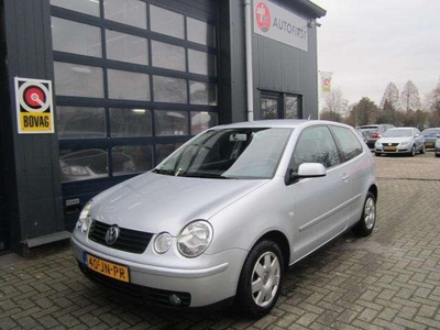 Volkswagen Polo 1.2-12V Comfortline (bj 2002)