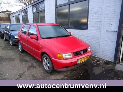 Volkswagen Polo 1.3 5deurs,Lichtmetalen velgen (bj 1994)