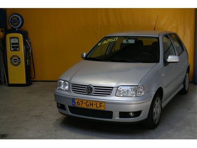 Volkswagen Polo 1.4 16v 3drs. Master Edition (bj 2000)