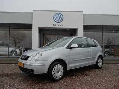 Volkswagen Polo 1.4 16V 55KW 3D ATHENE AUT4 (bj 2004)