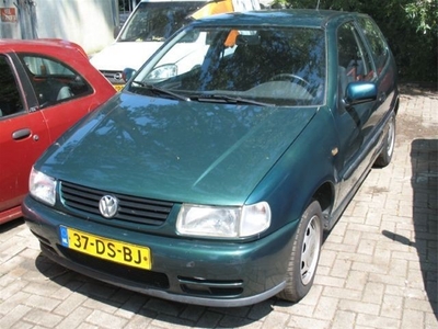 Volkswagen Polo 1.4 atletic (bj 1999)