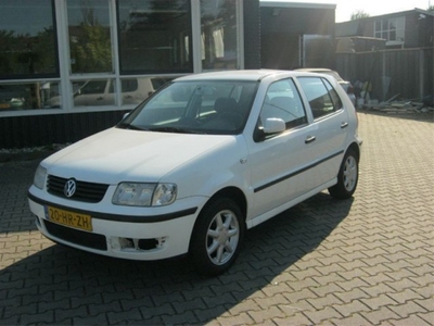 Volkswagen Polo 1.4 basis 44kW (bj 2001)