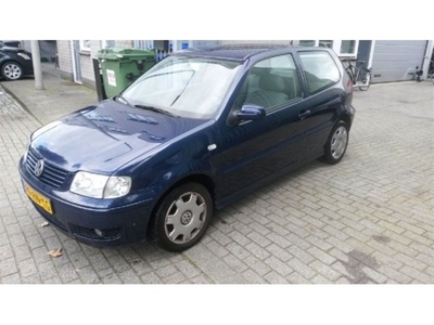 Volkswagen Polo 1.4 Master Edition airco nap!!!!! (bj 2001)