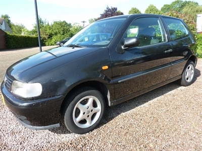 Volkswagen Polo 1.4 Milestone slechts 104258km (bj 1996)