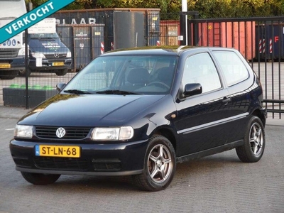 Volkswagen Polo 1.4 VERKOCHT