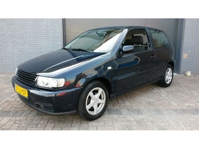 Volkswagen Polo 1.6 Milestone Airbag Nw APK! (bj 1998)