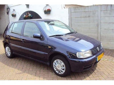 Volkswagen Polo 1.6 milestone aut (bj 1997)