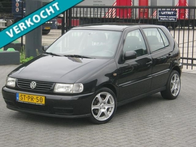 Volkswagen Polo 1.6 Milestone zwart 5drs