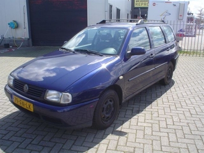 Volkswagen Polo variant 1.6 55kW basis (bj 2000)