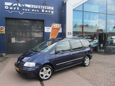 Volkswagen Sharan 2.0 Tdi 140pk Sportline 7-PERS., XENON.