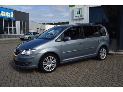 Volkswagen Touran 1.4 TSI HIGHLINE (bj 2007)