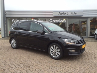 Volkswagen Touran 1.4 TSI Highline DSG/Keyless/17LM