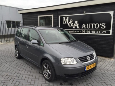 Volkswagen Touran 1.6-16V FSI 7 PERSOONS