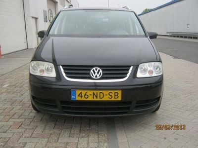 Volkswagen Touran 1.6fsi athene 7 PERSOONS