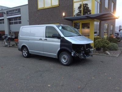 Volkswagen Transporter 2.0 TDI L1H1 schade (bj 2011)