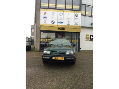 Volkswagen Vento 1.6 CL (bj 1995)