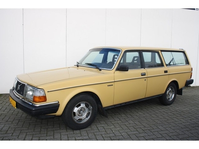 Volvo 245 GL D6 met Overdrive (bj 1986)