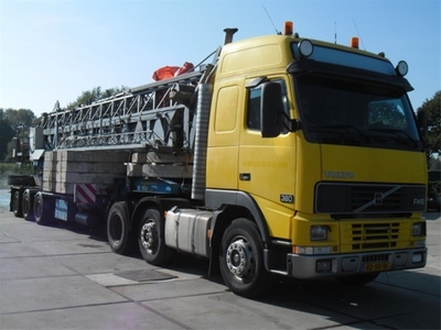 Volvo FH 12 / 380 + OPLEGGER + KRAAN (bj 1996)