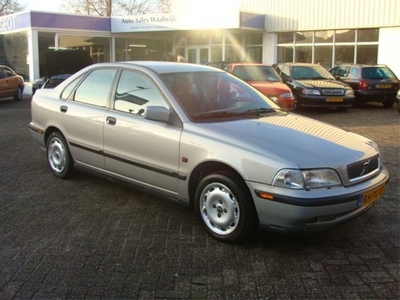 Volvo S40 1.8 europa aut (bj 1997)